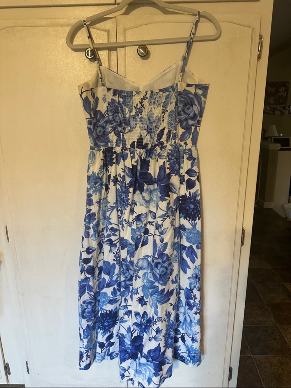 H&M Blue and White Floral Midi Dress - Picture 12 of 15